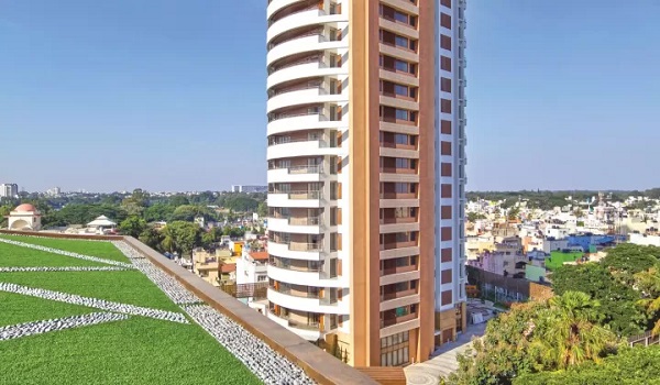 Featured Image of Living on Whitefield-Hoskote Road: Is It the Right Move for You?